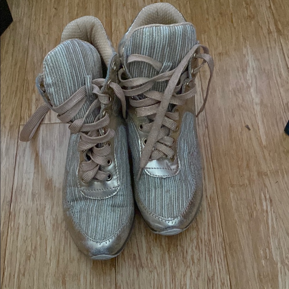 Walker 100 Gold High-Top Sneakers with Textured Fabric